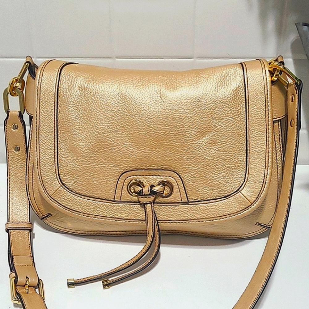 Perlina NY 100 % leather crossbody